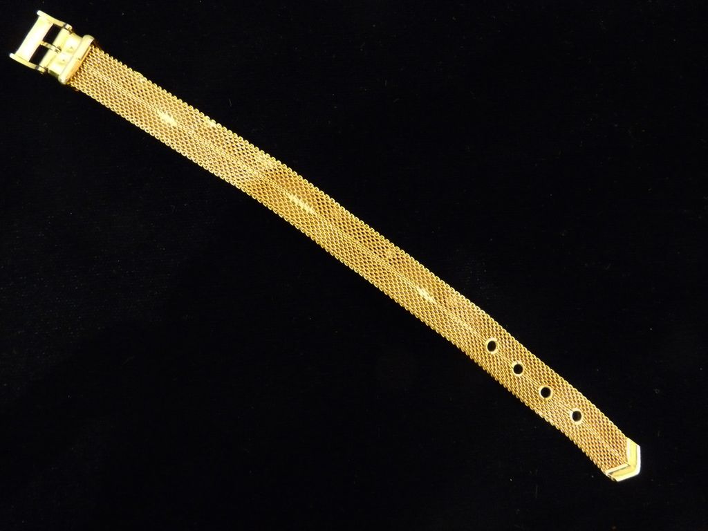 Tiger-Eye Goltone Belt Bracelet. Tiger-Eye Goltone Belt Bracelet.