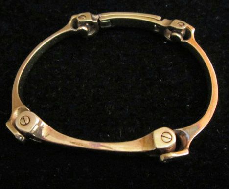 Vintage Heavy Solid 18K Gold Artist Made Screw Link Bracelet Made in Greece Vintage Heavy Solid 18K Gold Artist Made Screw Link Bracelet Made in Greece