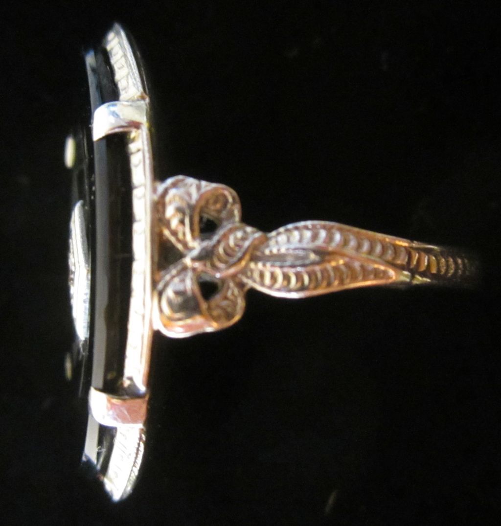 Vintage Art Deco 1930s 14K White Gold Black Onyx Diamond Ring Vintage Art Deco 1930s 14K White Gold Black Onyx Diamond Ring