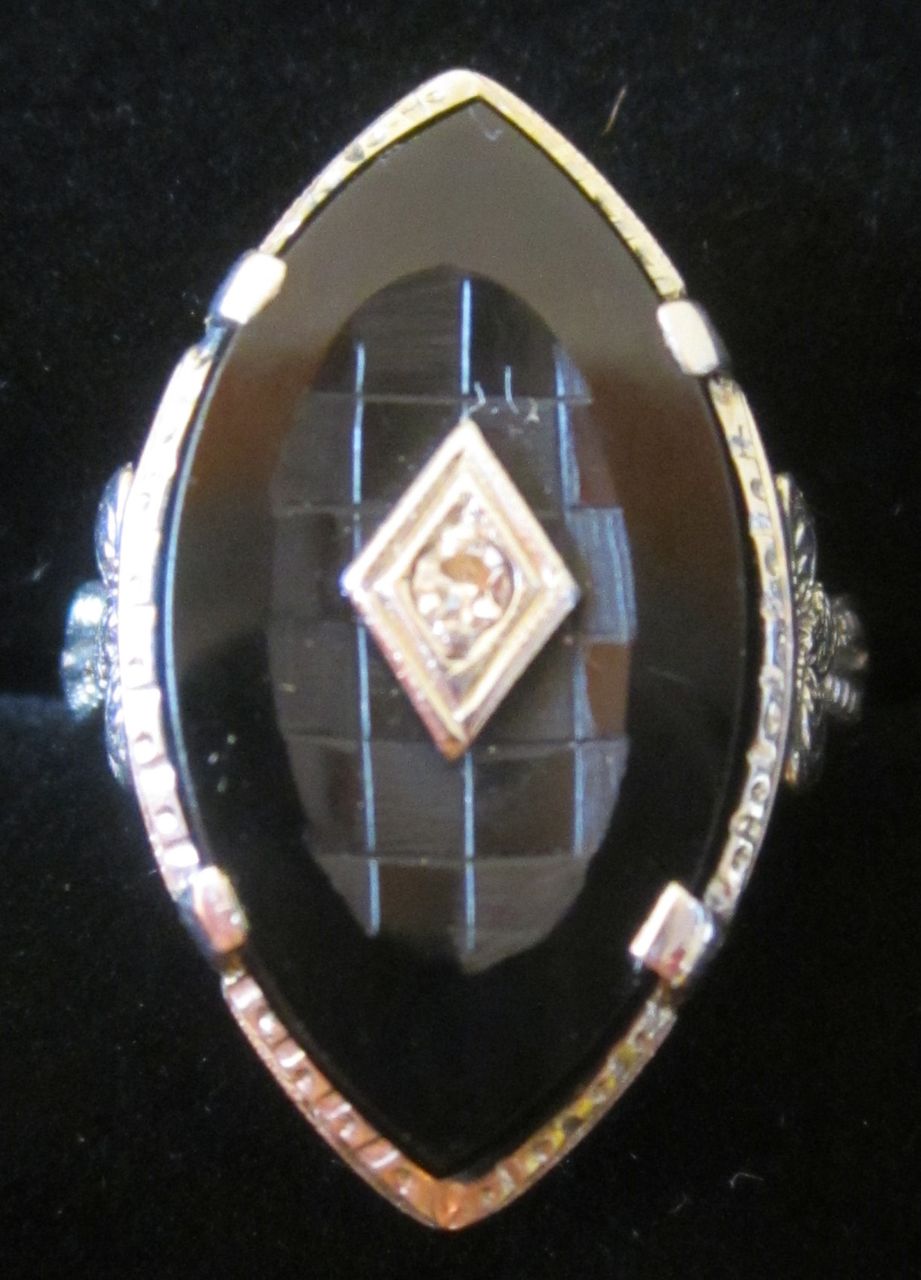 Vintage Art Deco 1930s 14K White Gold Black Onyx Diamond Ring Vintage Art Deco 1930s 14K White Gold Black Onyx Diamond Ring