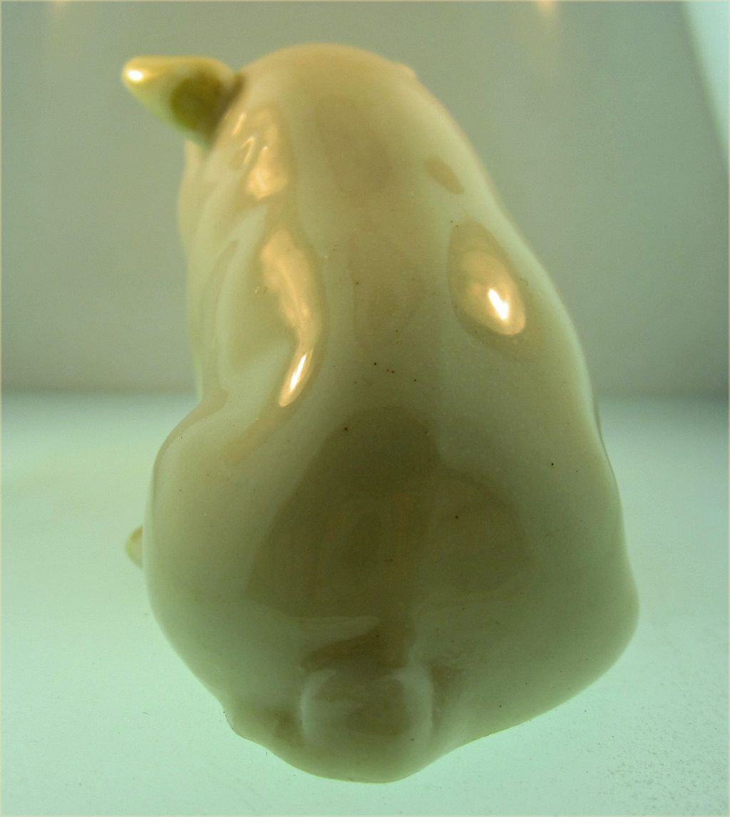 Belleek Piglet Ireland Piggy Porcelain Pig Belleek Piglet Ireland Piggy Porcelain Pig