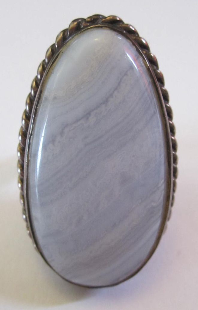 Vintage Sterling Silver Blue Purple Banded Chalcedony Ring Vintage Sterling Silver Blue Purple Banded Chalcedony Ring