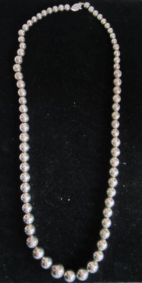 Vintage Sterling Silver Graduated Bead Necklace With Beautiful Ornate Clasp Vintage Sterling Silver Graduated Bead Necklace With Beautiful Ornate Clasp