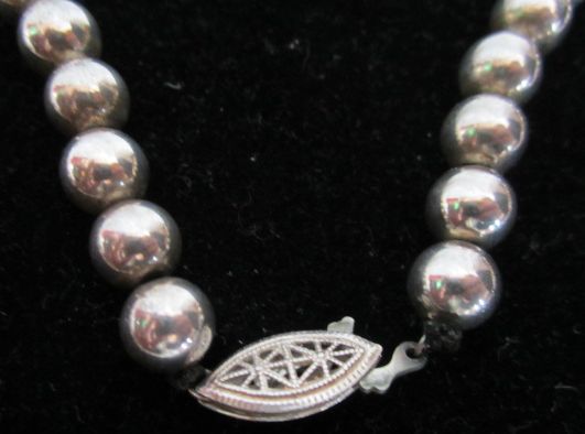 Vintage Sterling Silver Graduated Bead Necklace With Beautiful Ornate Clasp Vintage Sterling Silver Graduated Bead Necklace With Beautiful Ornate Clasp