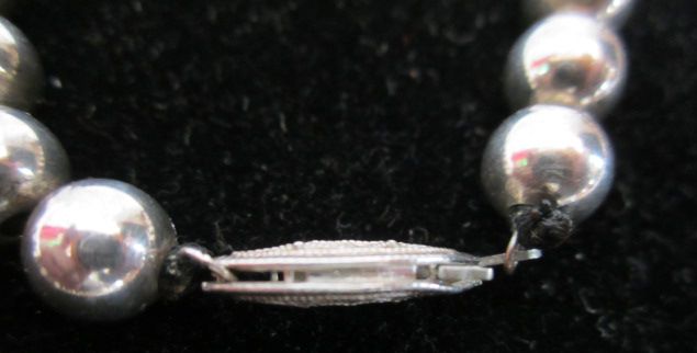 Vintage Sterling Silver Graduated Bead Necklace With Beautiful Ornate Clasp Vintage Sterling Silver Graduated Bead Necklace With Beautiful Ornate Clasp