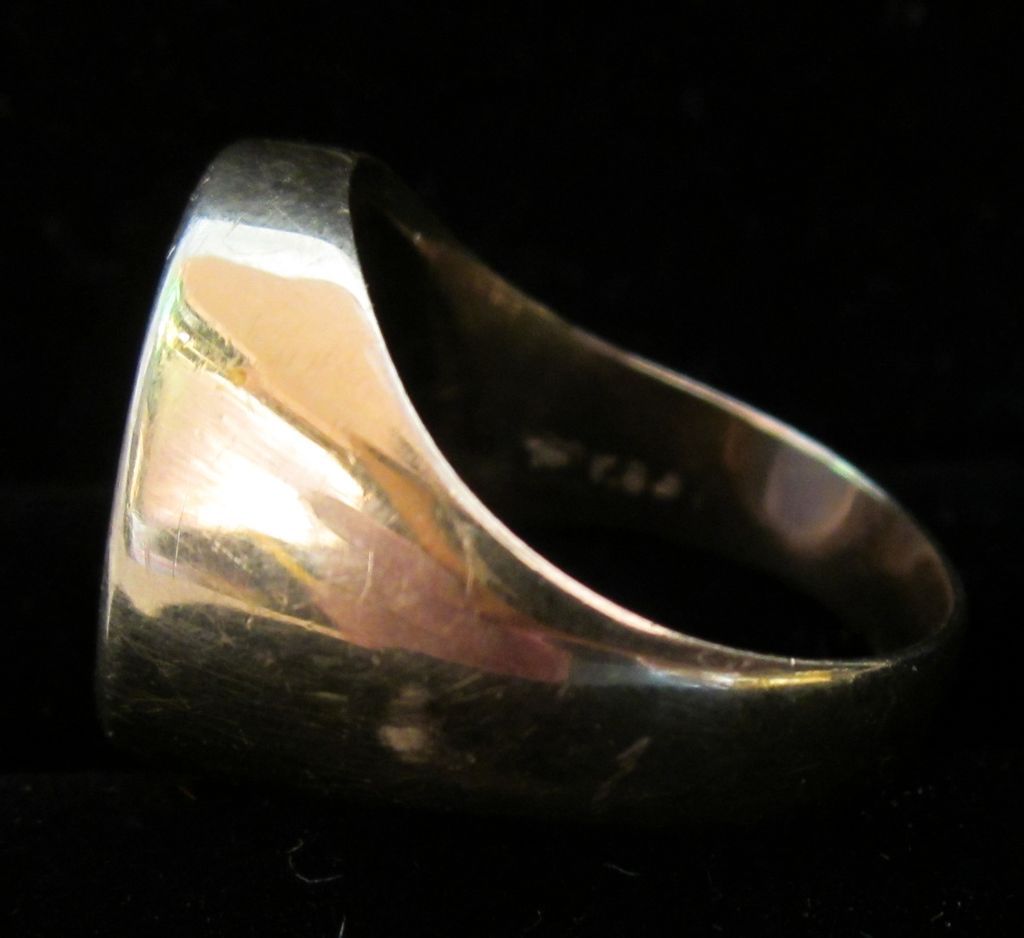 Antique 18k Gold Estate Ring Blue Agate Roman Caesar Intaglio Signet Antique 18k Gold Estate Ring Blue Agate Roman Caesar Intaglio Signet