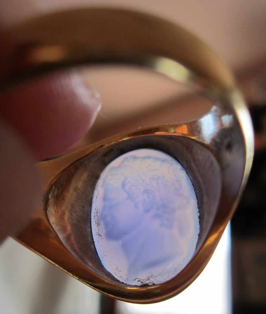 Antique 18k Gold Estate Ring Blue Agate Roman Caesar Intaglio Signet Antique 18k Gold Estate Ring Blue Agate Roman Caesar Intaglio Signet