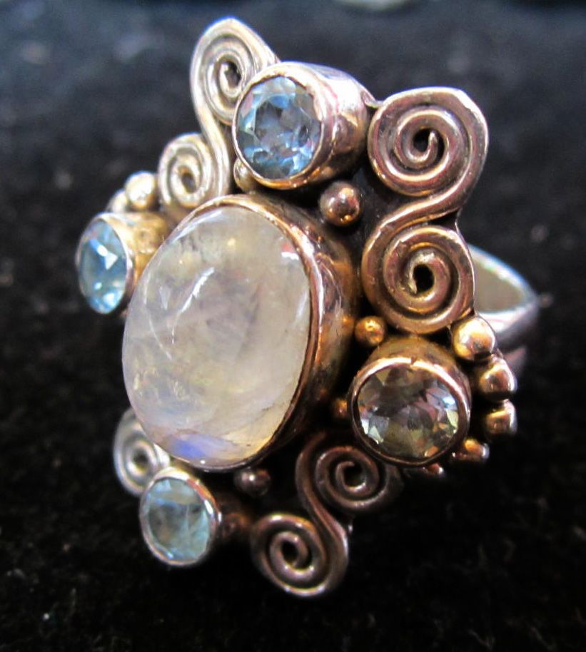 Vintage Moonstone and Blue Topaz Ring Vintage Moonstone and Blue Topaz Ring
