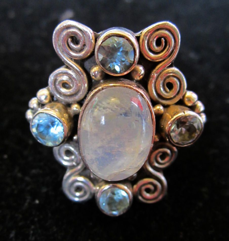 Vintage Moonstone and Blue Topaz Ring Vintage Moonstone and Blue Topaz Ring