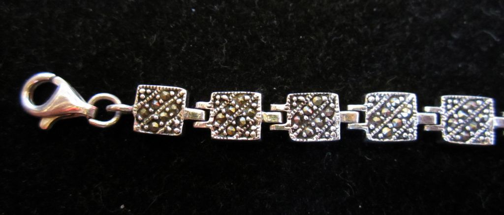 Vintage Reversible Sterling Silver Marcasite and Onyx Bracelet Vintage Reversible Sterling Silver Marcasite and Onyx Bracelet