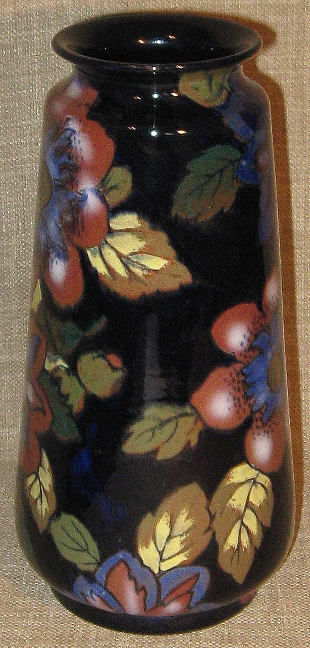 Stunning Royal Stanley Ware C & Co. Jacobean England Hand Painted Antique Art Nouveau Vase Stunning Royal Stanley Ware C & Co. Jacobean England Hand Painted Antique Art Nouveau Vase