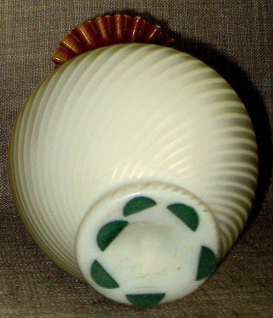 Stunning Antique 7 1/2" Butterscotch Swirl Mother of Pearl Satin Glass Vase w/Crimped Lip Stunning Antique 7 1/2" Butterscotch Swirl Mother of Pearl Satin Glass Vase w/Crimped Lip