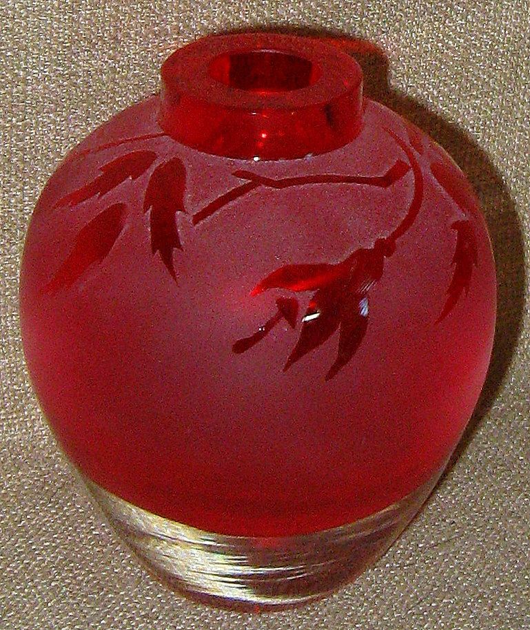 Vintage Small Mouth Blown Clear-Cased Cut & Frosted Ruby Art Glass Vase Vintage Small Mouth Blown Clear-Cased Cut & Frosted Ruby Art Glass Vase