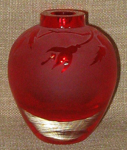 Vintage Small Mouth Blown Clear-Cased Cut & Frosted Ruby Art Glass Vase Vintage Small Mouth Blown Clear-Cased Cut & Frosted Ruby Art Glass Vase