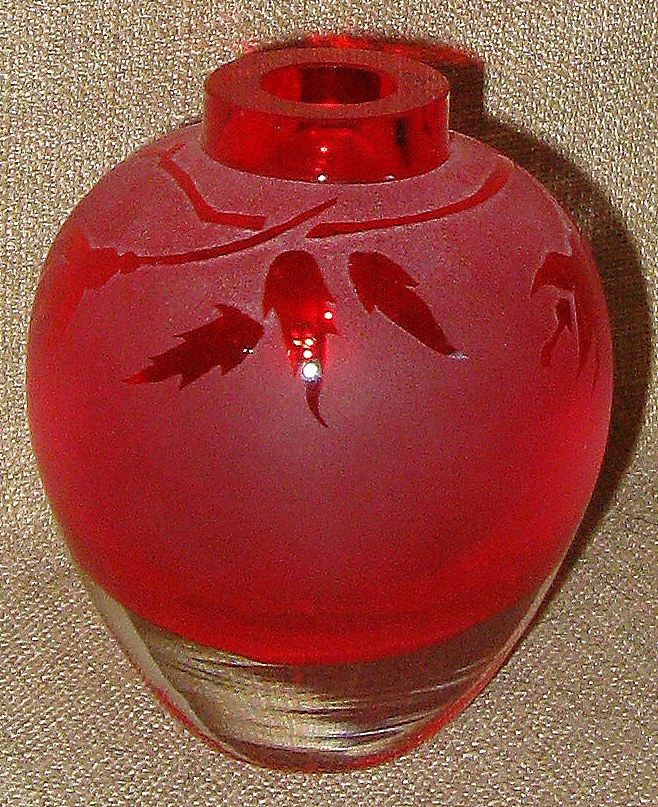 Vintage Small Mouth Blown Clear-Cased Cut & Frosted Ruby Art Glass Vase Vintage Small Mouth Blown Clear-Cased Cut & Frosted Ruby Art Glass Vase