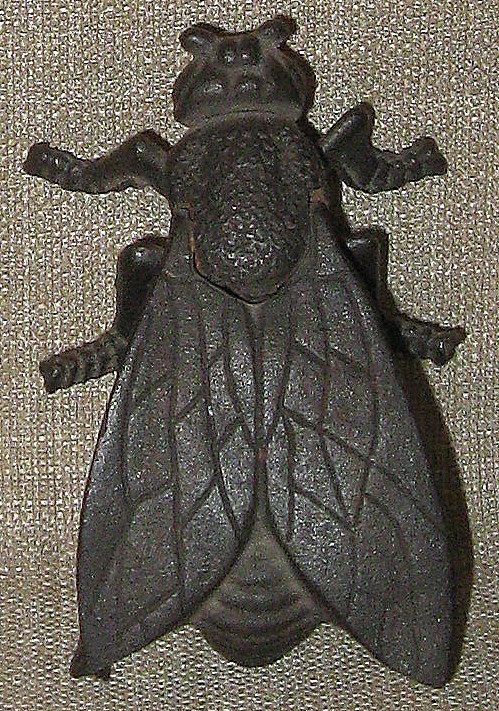 Primitive1920s England Cast Iron Figural Wasp Match Safe w/Hinged Wings Primitive1920s England Cast Iron Figural Wasp Match Safe w/Hinged Wings