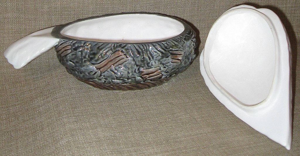 1930s Hand Painted/Tin Glazed Portuguese Majolica Dove on Nest Lidded Casserole 1930s Hand Painted/Tin Glazed Portuguese Majolica Dove on Nest Lidded Casserole
