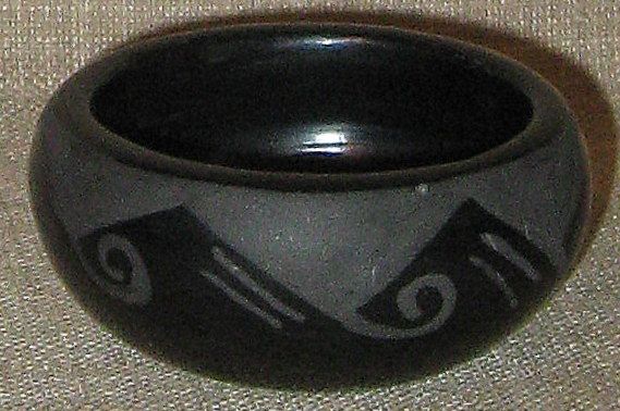 Stunning Handmade SAN ILDEFONSO Pueblo Pottery Blackware Bowl w/Geometric Design Stunning Handmade SAN ILDEFONSO Pueblo Pottery Blackware Bowl w/Geometric Design