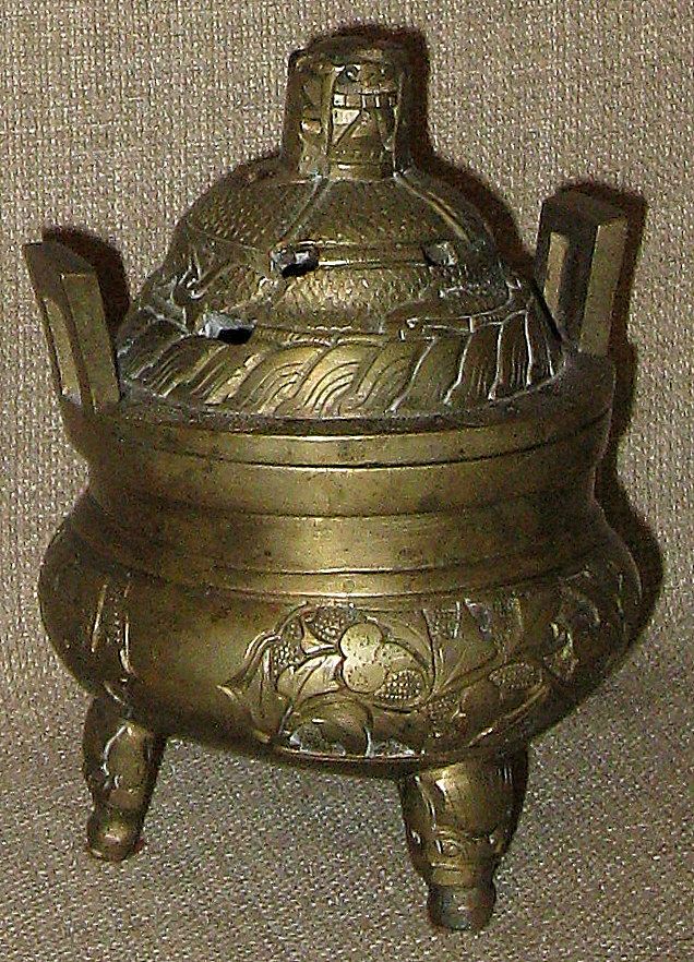 Gorgeous Signed 1800s Chinese Hand Chased Brass Censer Gorgeous Signed 1800s Chinese Hand Chased Brass Censer