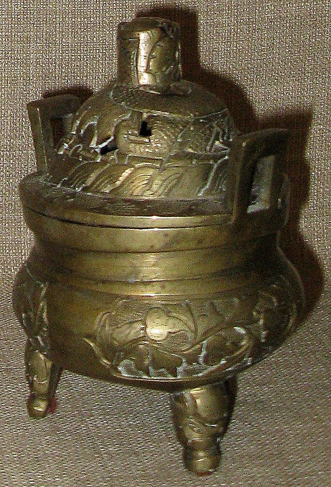 Gorgeous Signed 1800s Chinese Hand Chased Brass Censer Gorgeous Signed 1800s Chinese Hand Chased Brass Censer