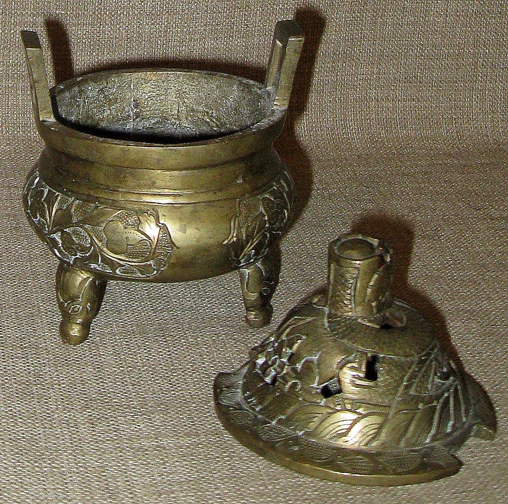 Gorgeous Signed 1800s Chinese Hand Chased Brass Censer Gorgeous Signed 1800s Chinese Hand Chased Brass Censer