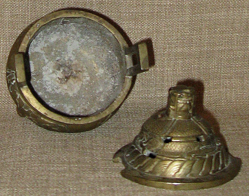 Gorgeous Signed 1800s Chinese Hand Chased Brass Censer Gorgeous Signed 1800s Chinese Hand Chased Brass Censer