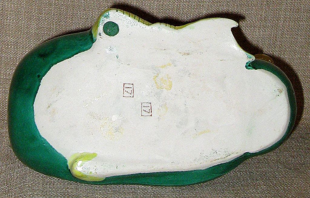 Very Old Hand Painted Chinese Tang Style Sancai Duck Very Old Hand Painted Chinese Tang Style Sancai Duck