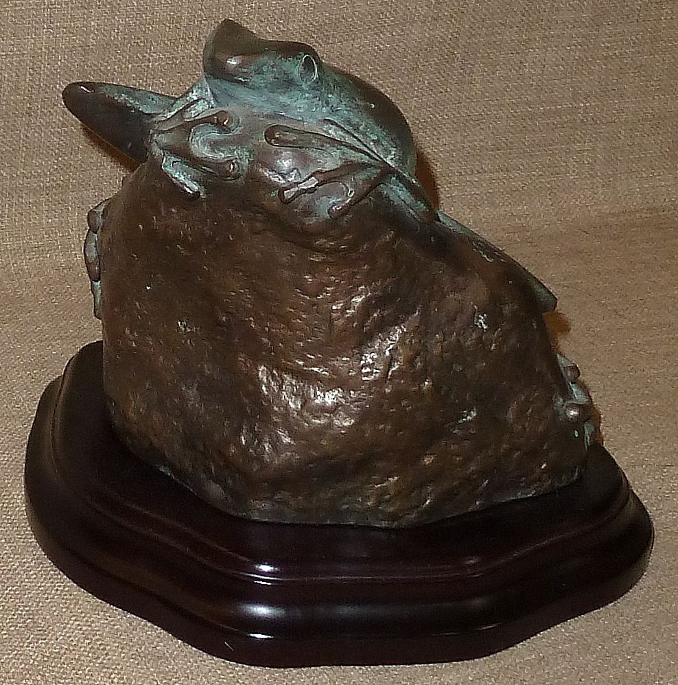 Beautiful Verdigris Bronze Frog on Rock w/Wood Base Beautiful Verdigris Bronze Frog on Rock w/Wood Base