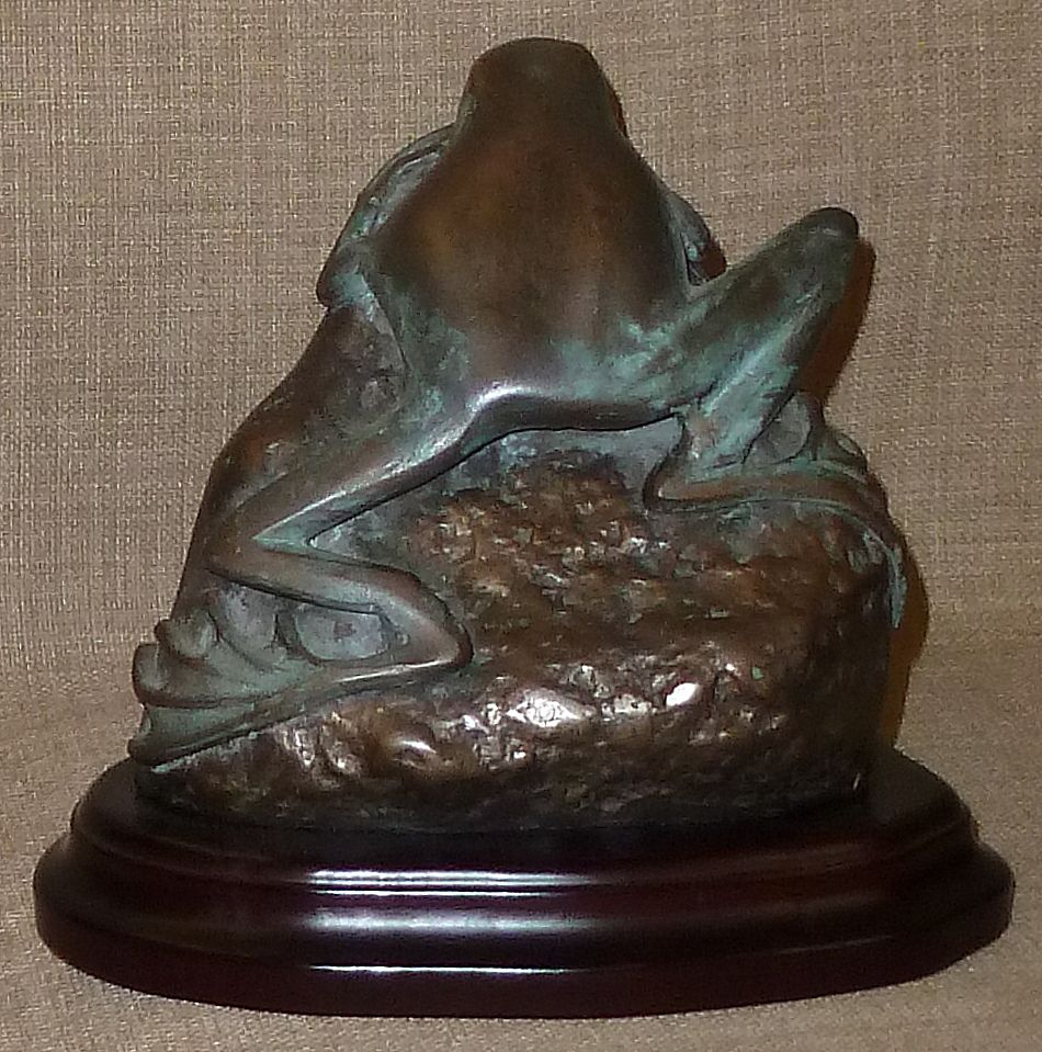 Beautiful Verdigris Bronze Frog on Rock w/Wood Base Beautiful Verdigris Bronze Frog on Rock w/Wood Base