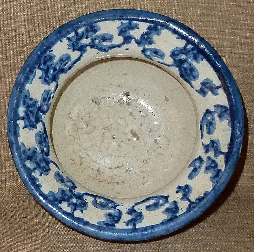 Antique Stoneware Pottery Spongeware Spittoon or Cuspidor Antique Stoneware Pottery Spongeware Spittoon or Cuspidor