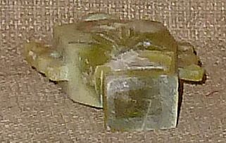 Vintage Chinese Carved Jade Snuff Bottle w/Openwork Handles Vintage Chinese Carved Jade Snuff Bottle w/Openwork Handles
