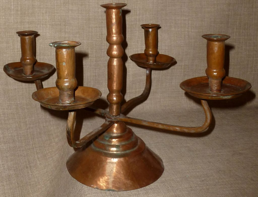 Hand Hammered Solid Copper Antique Arts & Crafts 5-Light Candelabra Hand Hammered Solid Copper Antique Arts & Crafts 5-Light Candelabra