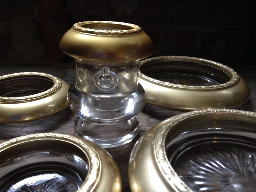 Vintage 6 piece smoking set of glass with gold metal rims, ashtrays and cigarette holder Vintage 6 piece smoking set of glass with gold metal rims, ashtrays and cigarette holder