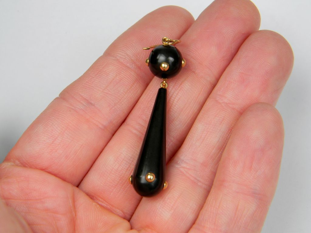 Bakelite 1930's drop stylish earrings Bakelite 1930's drop stylish earrings