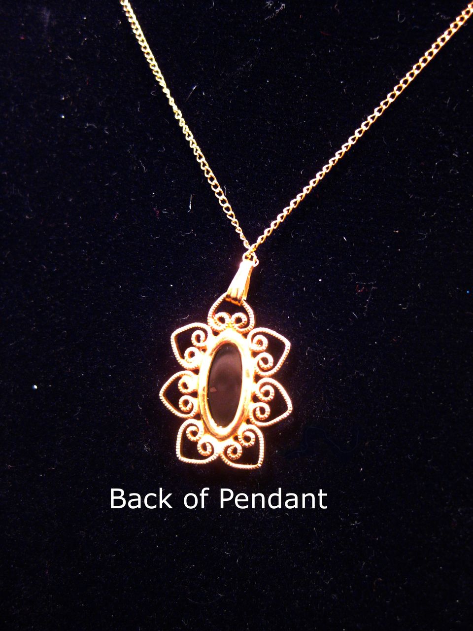 Black Obsidian Filigree Heart Necklace 12KT Gold Filled Chain Black Obsidian Filigree Heart Necklace 12KT Gold Filled Chain