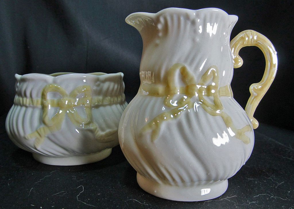 Irish Belleek 409 Creamer & 410 Sugar Ribbon Pattern Irish Belleek 409 Creamer & 410 Sugar Ribbon Pattern