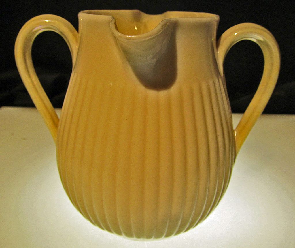 Irish Belleek 453 Lifford Cream Pitcher Irish Belleek 453 Lifford Cream Pitcher