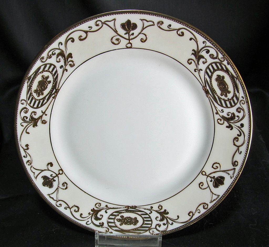 Nippon - White & Gold Six (6) Plates 6-1/2 inch size Nippon - White & Gold Six (6) Plates 6-1/2 inch size