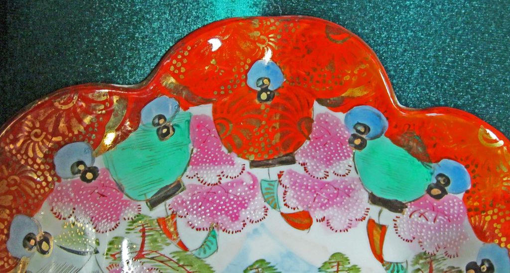 Nippon Bowl Flared Scalloped Shape Geisha Girl Decoration Nippon Bowl Flared Scalloped Shape Geisha Girl Decoration