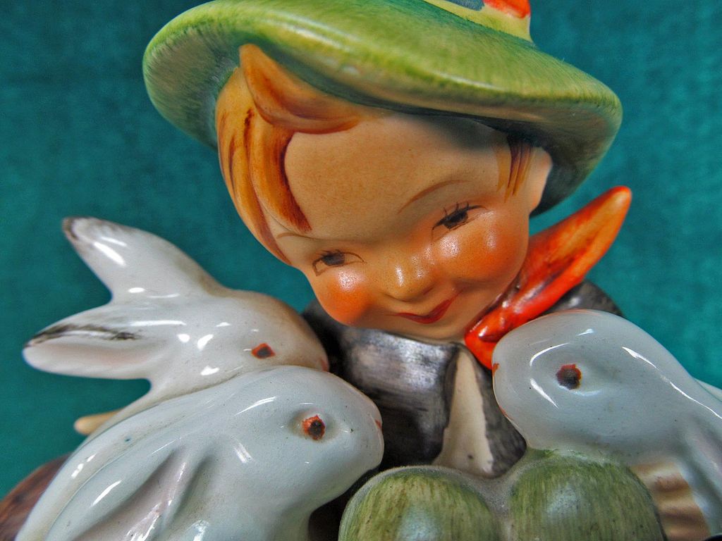 Hummel Goebel Figurine Playmates 58/0 Trademark 2 Germany Hummel Goebel Figurine Playmates 58/0 Trademark 2 Germany