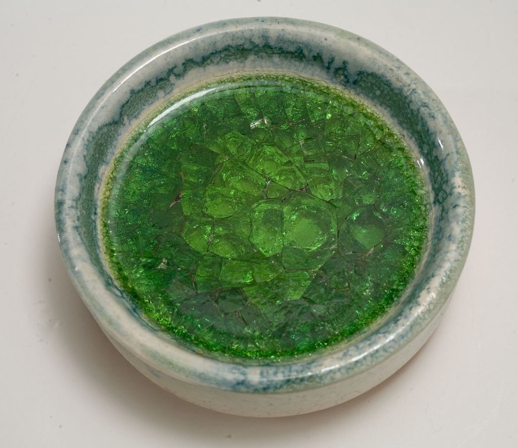 American artist Waylande Gregory (1905-1961) Ceramic Bowl American artist Waylande Gregory (1905-1961) Ceramic Bowl