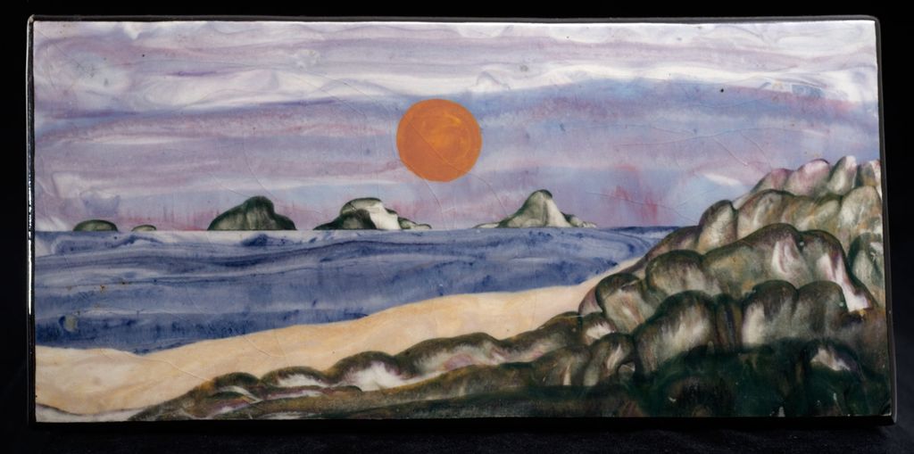 Vintage 1977 Mendocino Seascape Glazed Ceramic Box Vintage 1977 Mendocino Seascape Glazed Ceramic Box