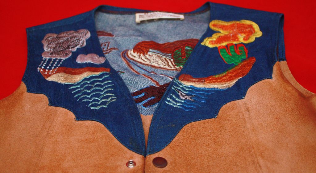 Vintage Woman's Suede & Denim South Western Designed Vest Vintage Woman's Suede & Denim South Western Designed Vest