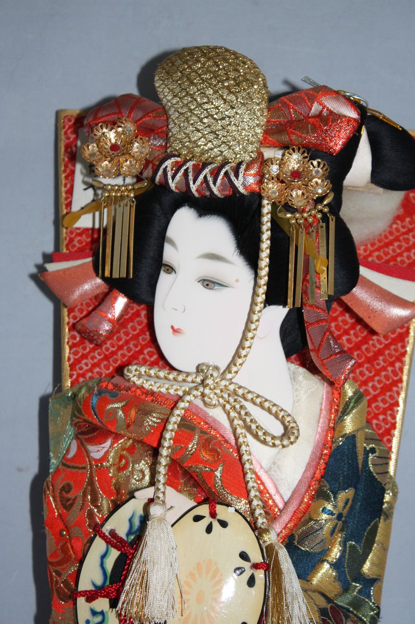 Vintage Geisha Oshi-e Hagoita Paddle Decorative Japanese 3D Art on Stand Vintage Geisha Oshi-e Hagoita Paddle Decorative Japanese 3D Art on Stand