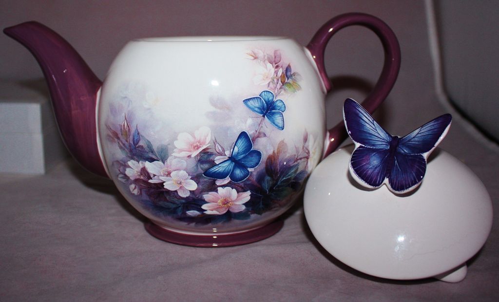 Lena Liu Blossoms & Butterfly Teapot Set with Stand Lena Liu Blossoms & Butterfly Teapot Set with Stand