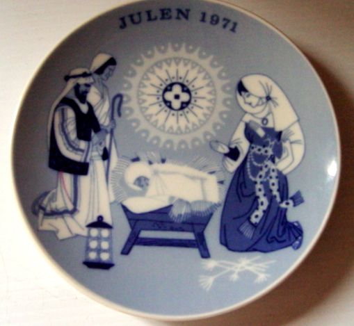 Porsgrund Norway 1971 Limited Edition Christmas Plate Porsgrund Norway 1971 Limited Edition Christmas Plate