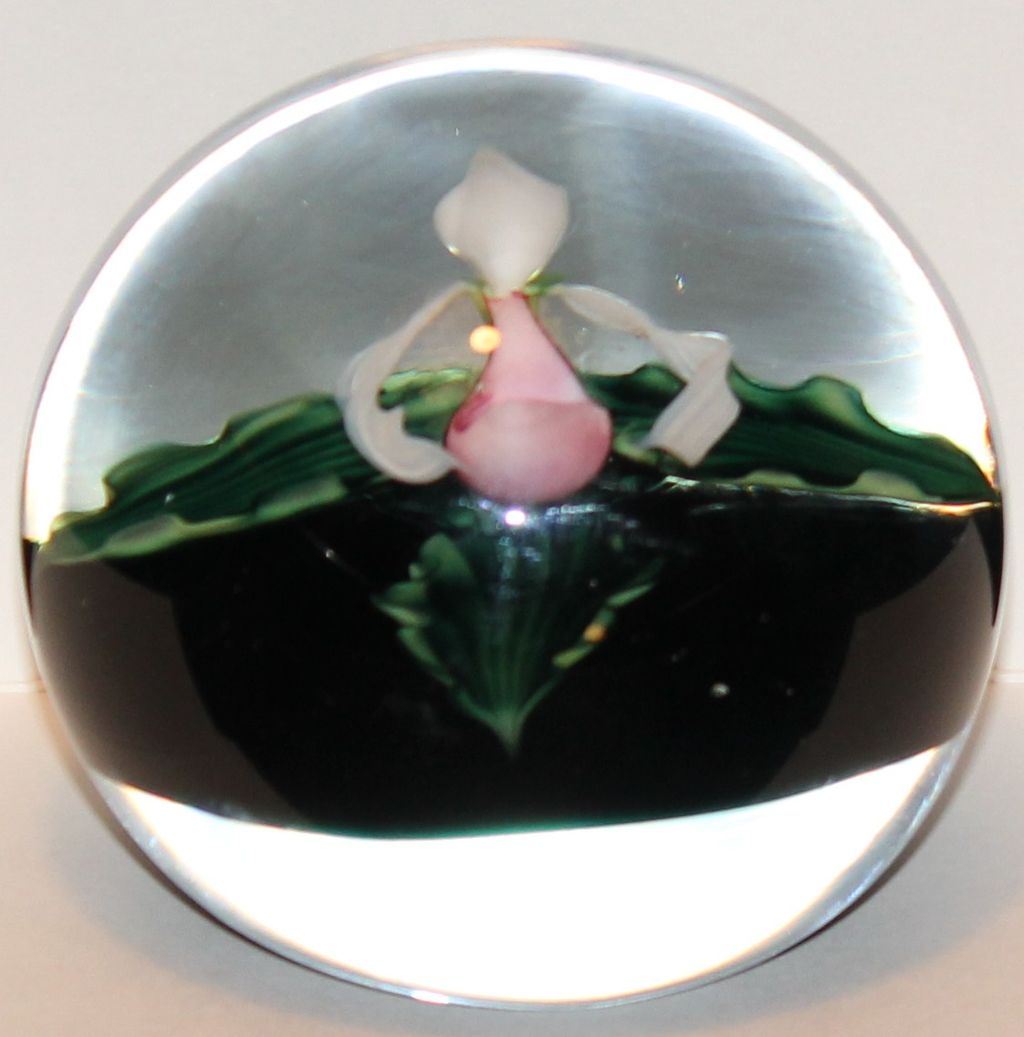 Lundberg Salazar Lady Slipper Paperweight Lundberg Salazar Lady Slipper Paperweight