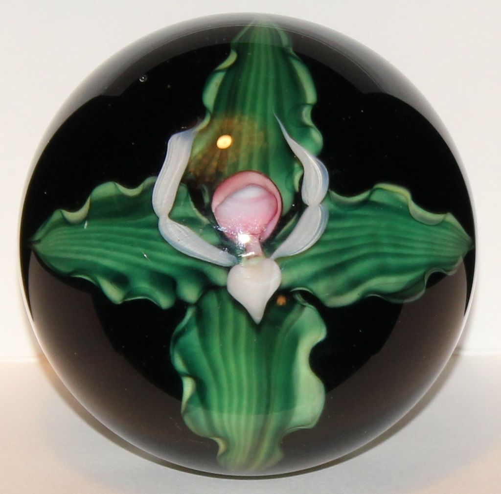 Lundberg Salazar Lady Slipper Paperweight Lundberg Salazar Lady Slipper Paperweight