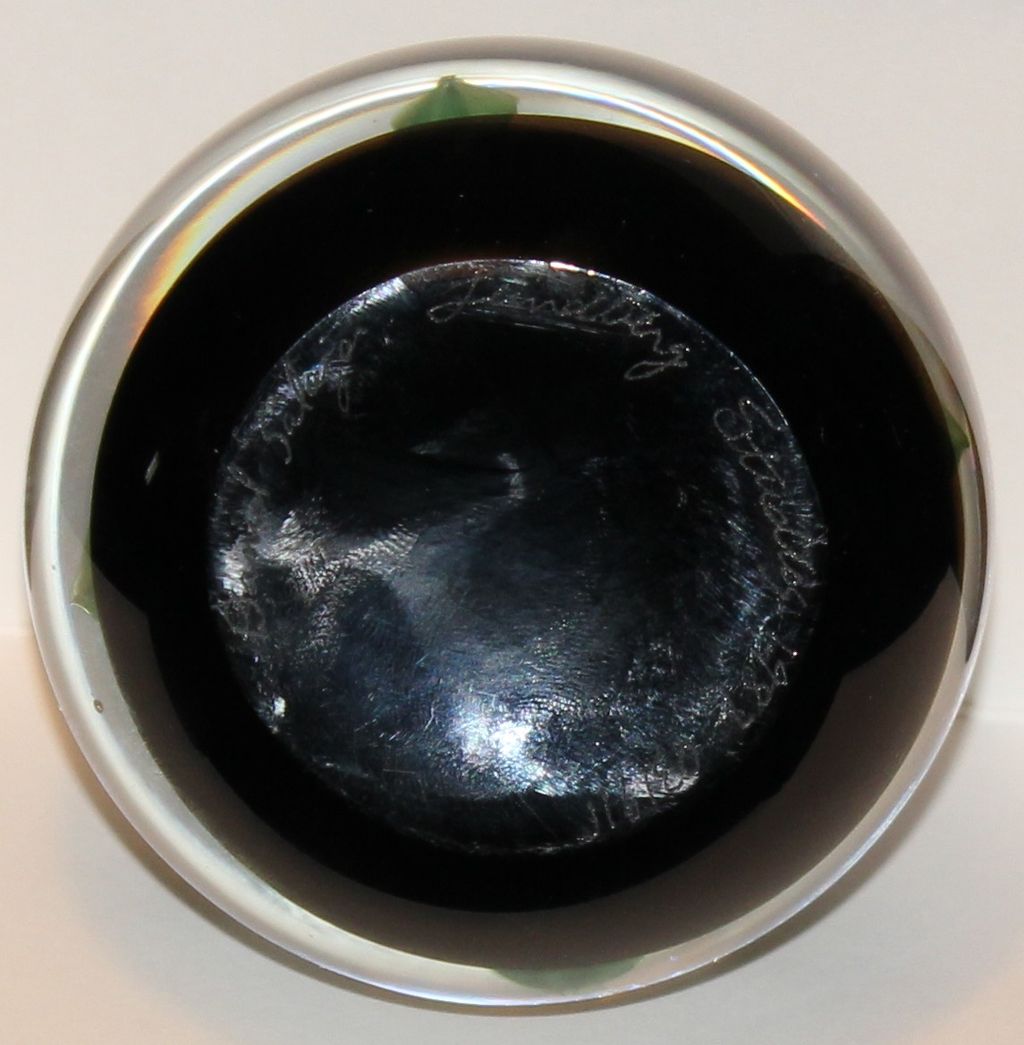 Lundberg Salazar Lady Slipper Paperweight Lundberg Salazar Lady Slipper Paperweight
