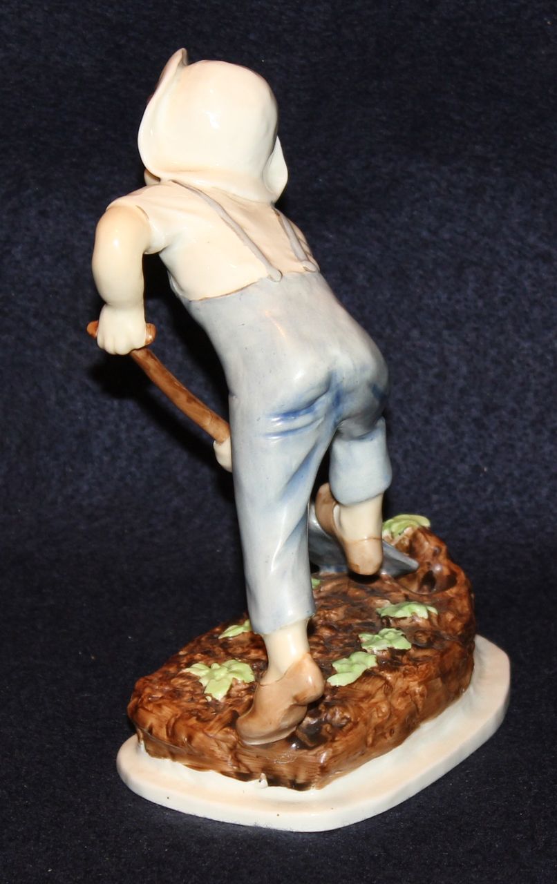 Royal Worcester Saturday's Child Shreve Crumps & Low Royal Worcester Saturday's Child Shreve Crumps & Low